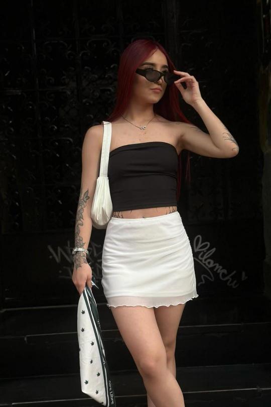 Chica busca chico en Murcia: Chica busca chico