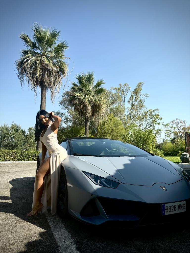 611231940: Chica busca chico en Granada