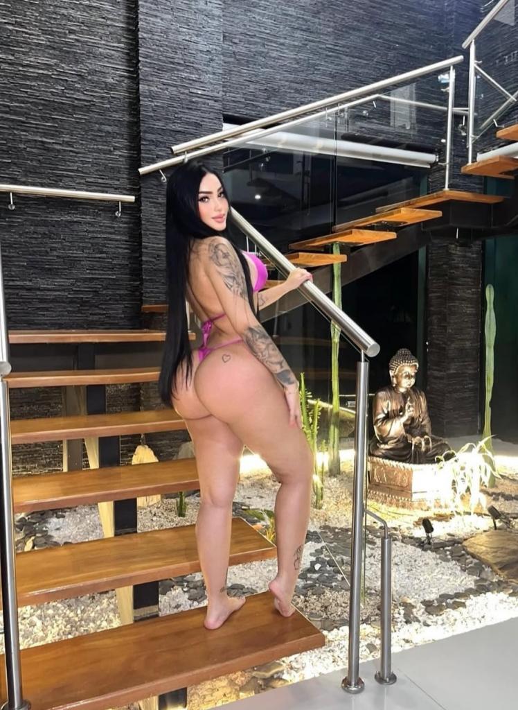 Chica busca chico en Cádiz: 