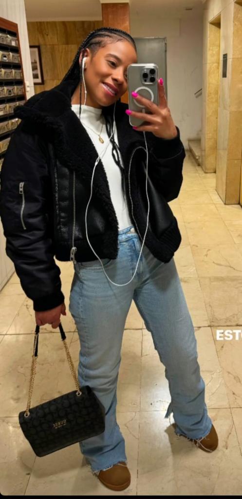 678894277: Chica busca chico en Barcelona