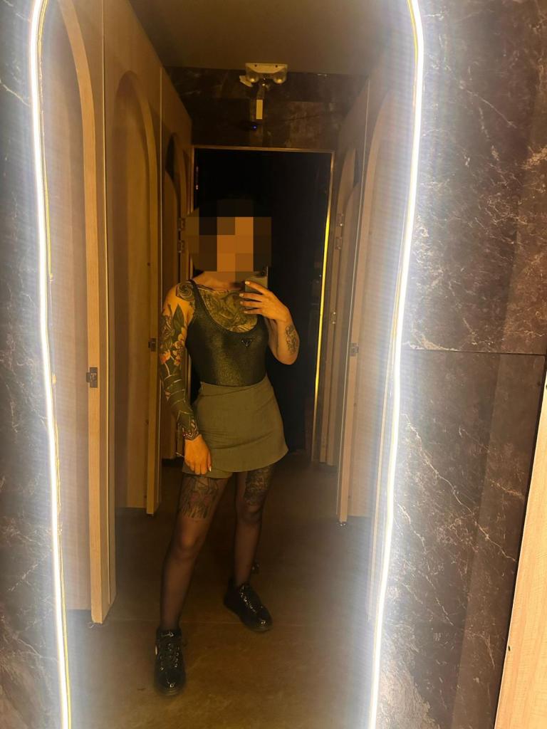 Chica busca chico en Barcelona: 