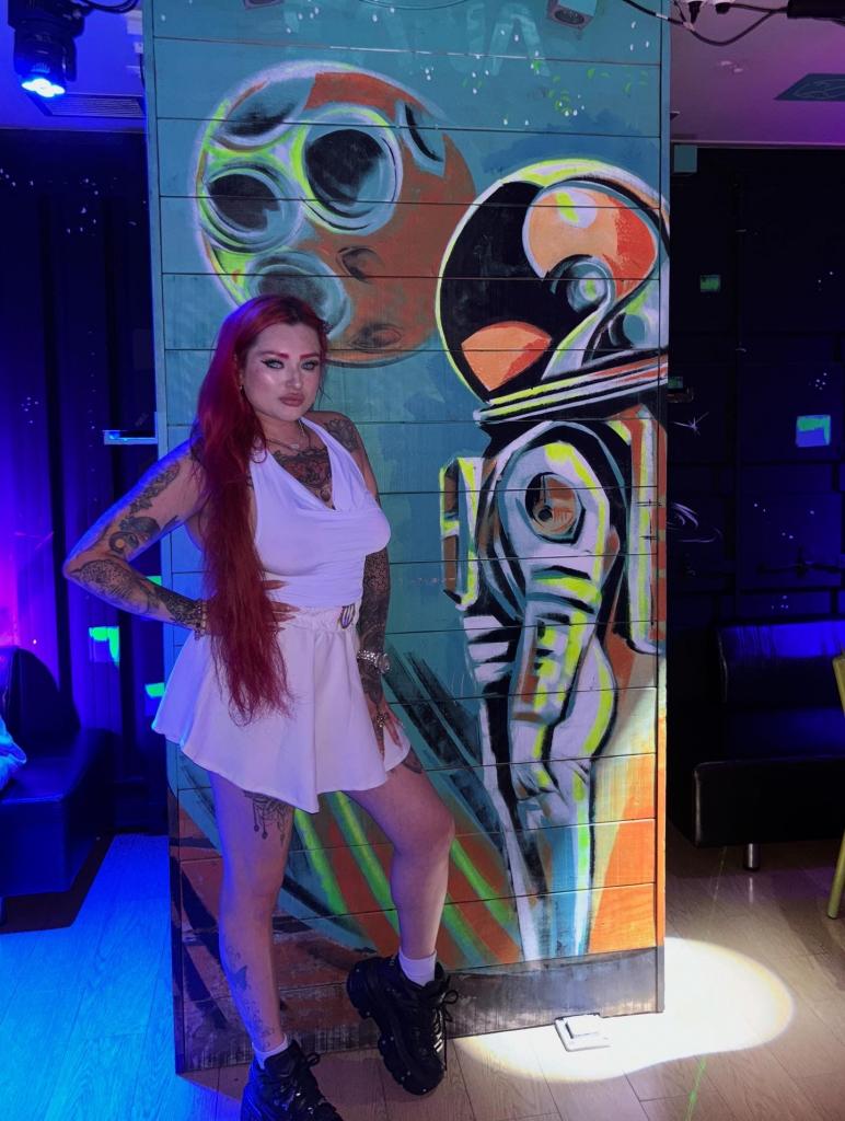 Chica busca chico en Murcia: Chica busca chico