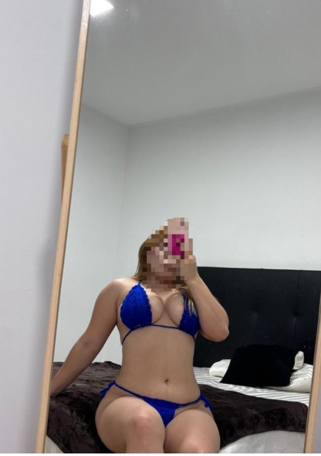 Chica busca chico en Cádiz: 