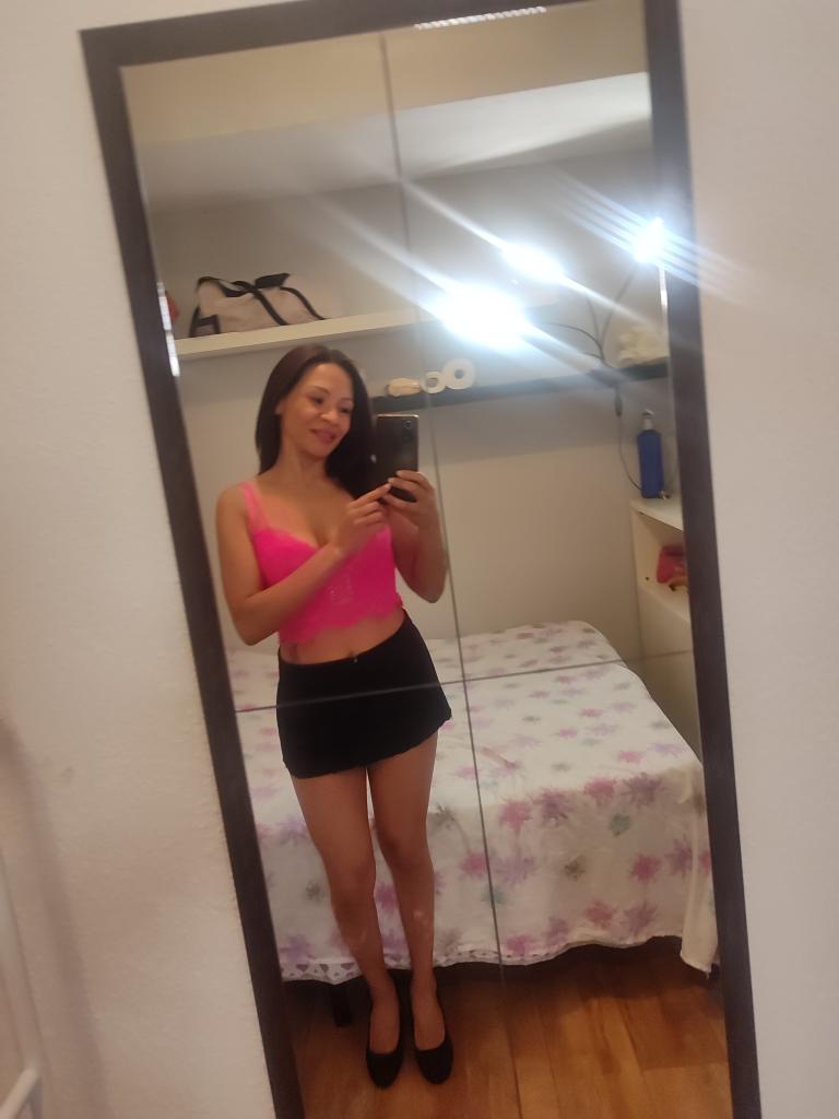 Chica busca chico en Asturias: 