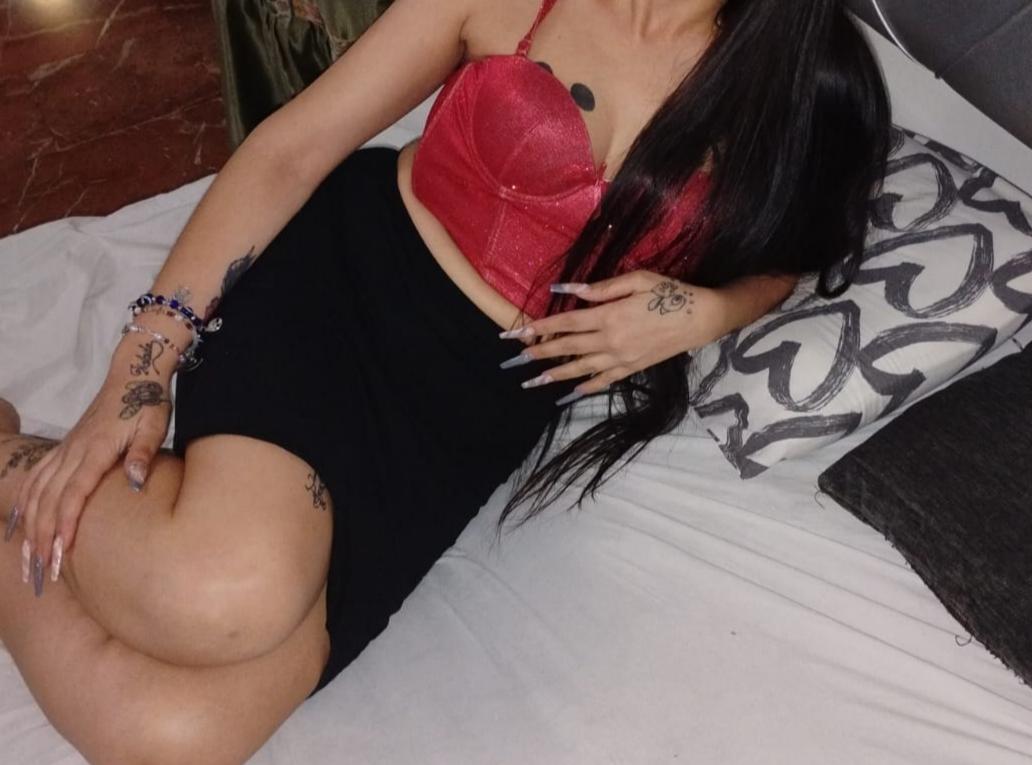 Chica busca chico en Cádiz: 