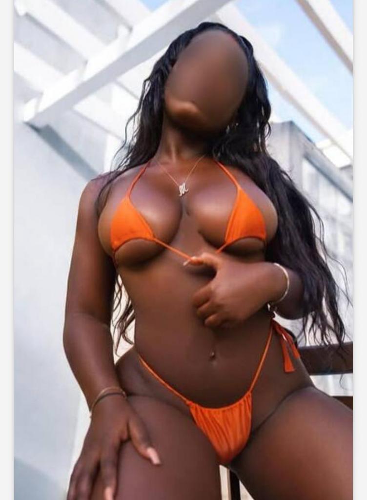 Chica busca chico en Sevilla: 