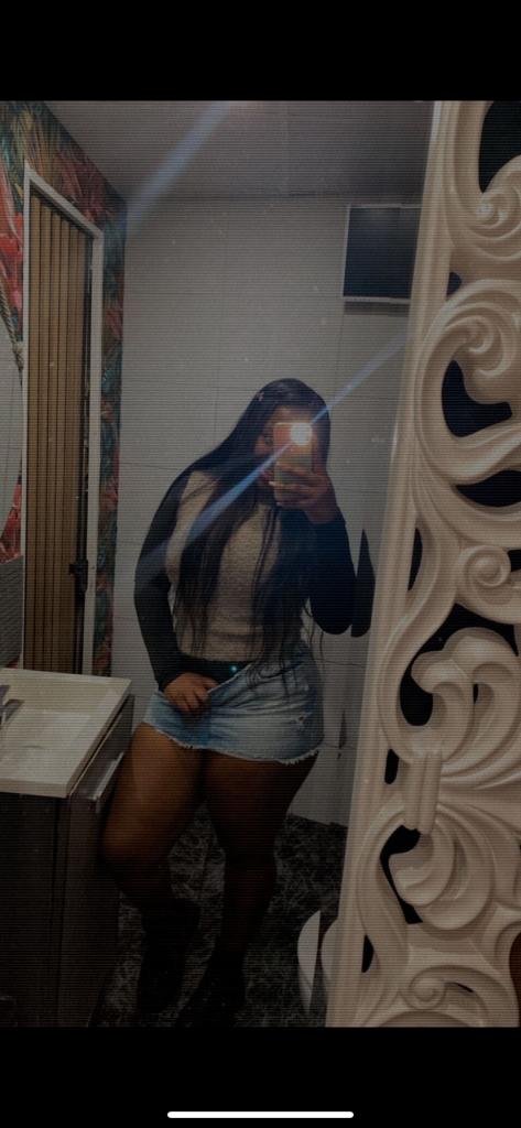 Chica busca chico en Sevilla: 