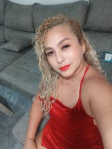 613600437: Chica busca chico en Almería