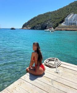 613658249: Chica busca chico en Albacete