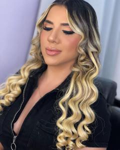 627077247: Chica busca chico en La Coruña