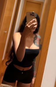 672699159: Chica busca chico en Barcelona