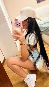 623740063: Transexual en León