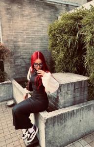 697748773: Chica busca chico en Murcia