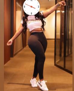 613392890: Chica busca chico en Pontevedra