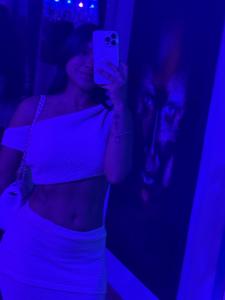 611231940: Chica busca chico en Granada