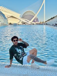 646044694: Chico busca chica en Valencia