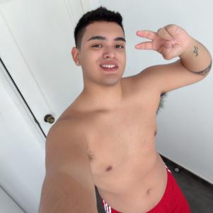 695091078: Chico busca chica en León