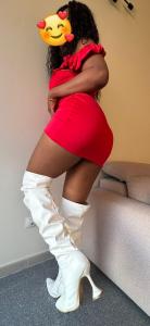 621347226: Chica busca chico en Barcelona