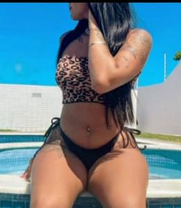 613961256: Chica busca chico en Cádiz