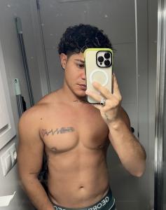 604394307: Chico busca chica en Barcelona