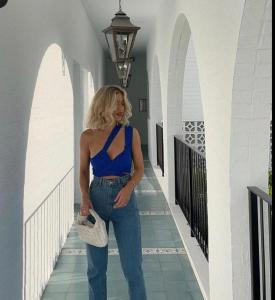 613860490: Chica busca chico en Málaga