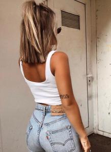 613860490: Chica busca chico en Málaga