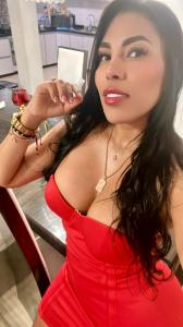 643127321: Chica busca chico en Granada