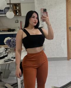 637909099: Chica busca chico en Granada