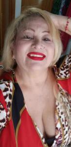 672988631: Chica busca chico en Alicante