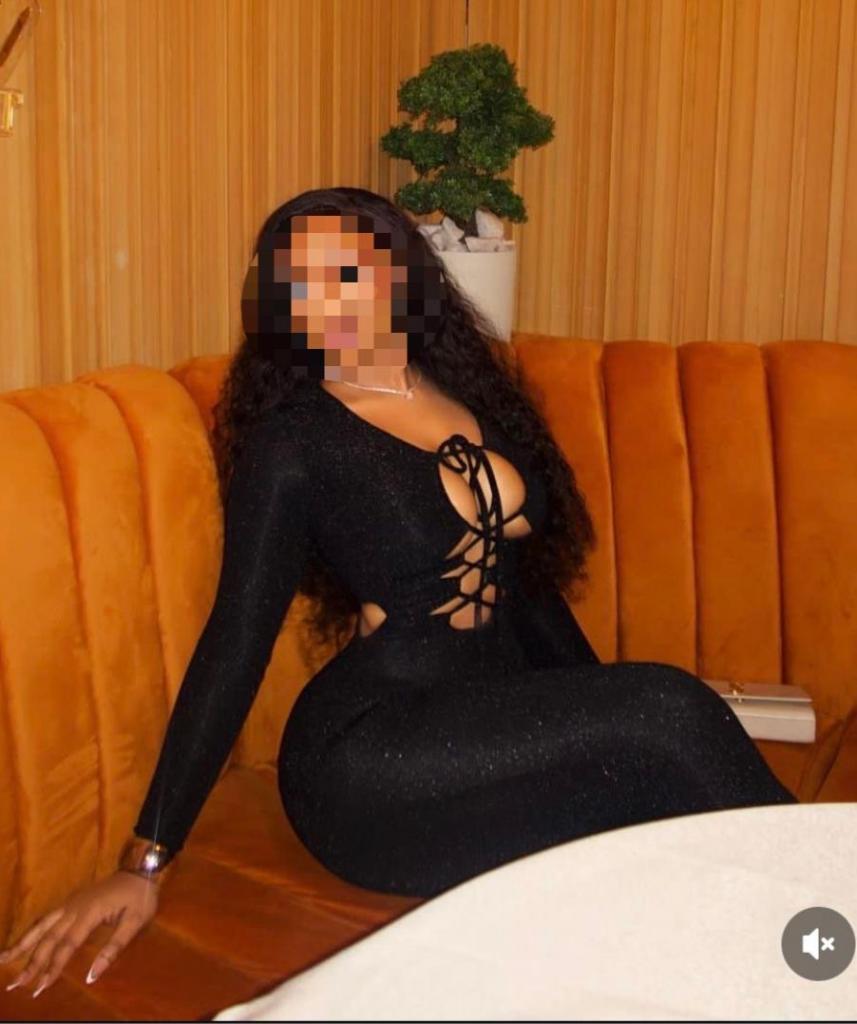 Chica busca chico en Sevilla: 