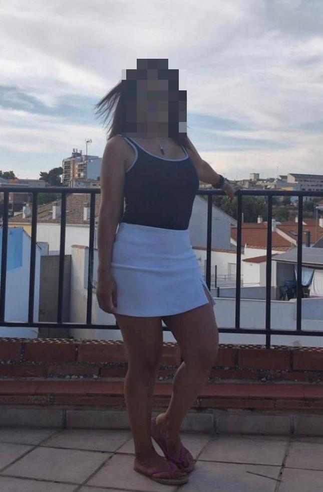 742034228: Chica busca chico en Lérida