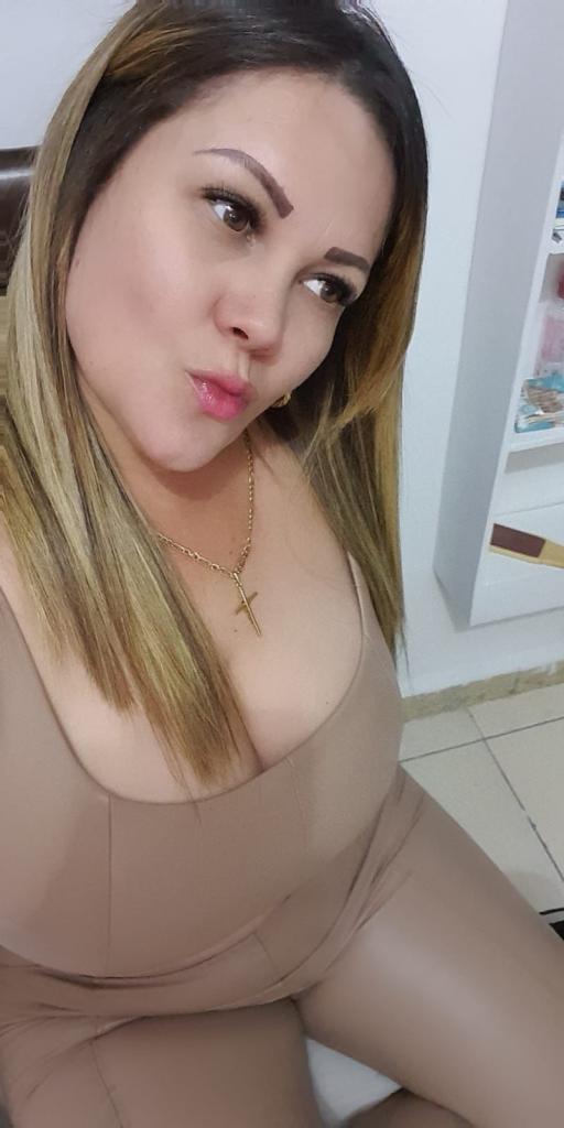 631822683: Chica busca chico en Valencia