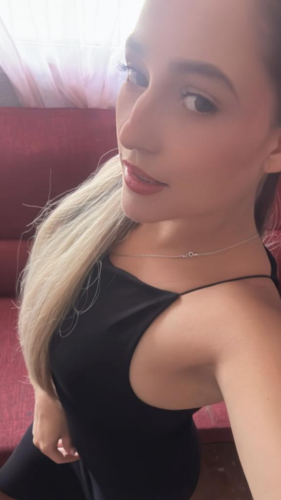613790390: Chica busca chico en Murcia