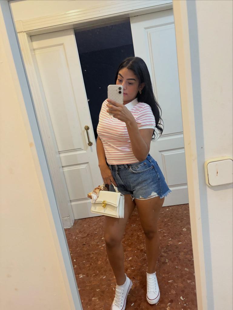 Chica busca chico en Sevilla: 
