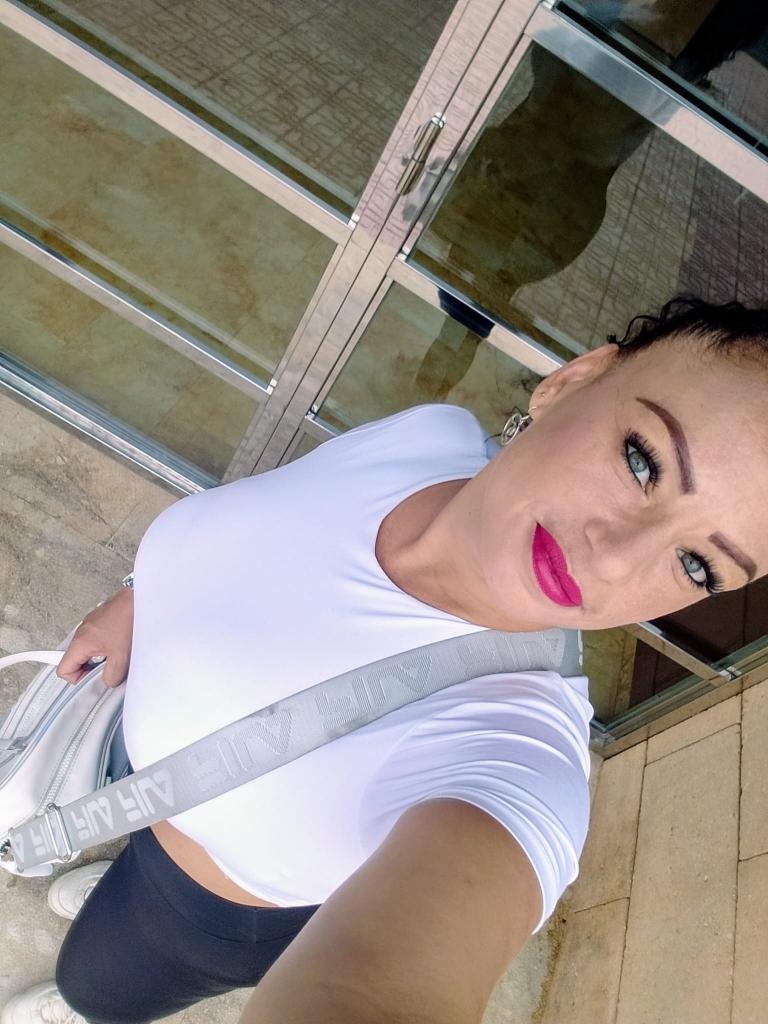 Chica busca chico en Tenerife: 