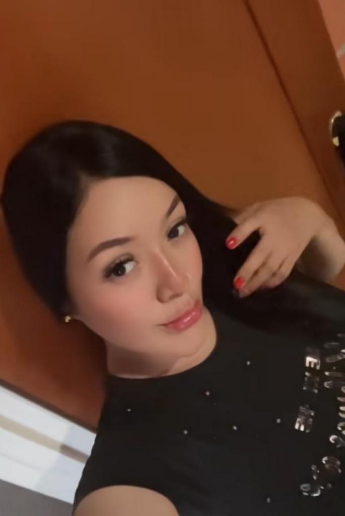 Chica busca chico en Almería: 