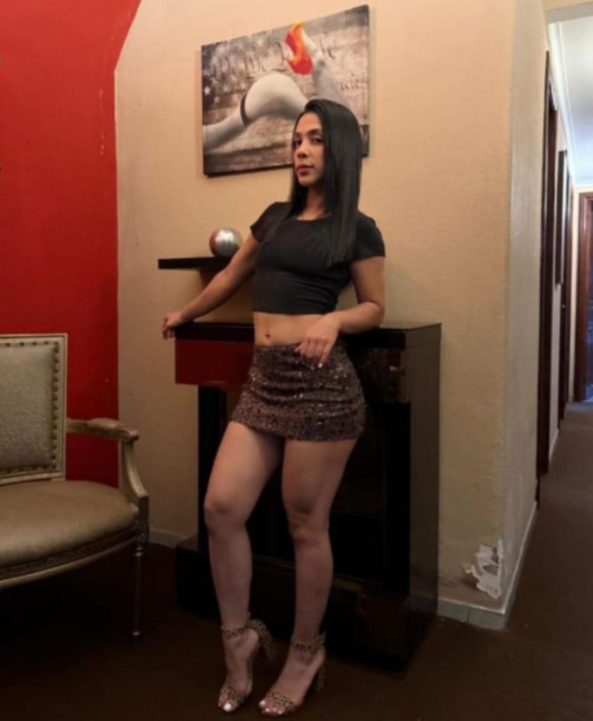 Chica busca chico en La Coruña: 