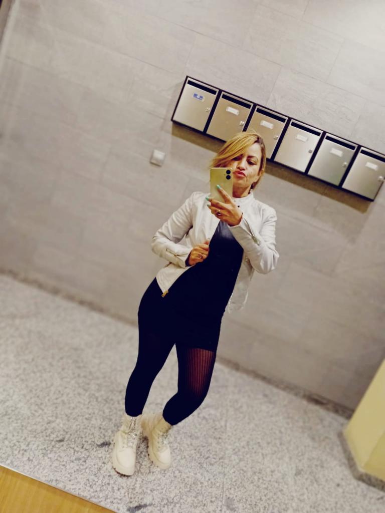 Chica busca chico en Murcia: 