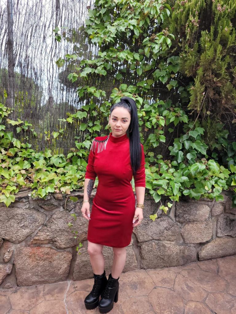 643168675: Chica busca chico en Madrid