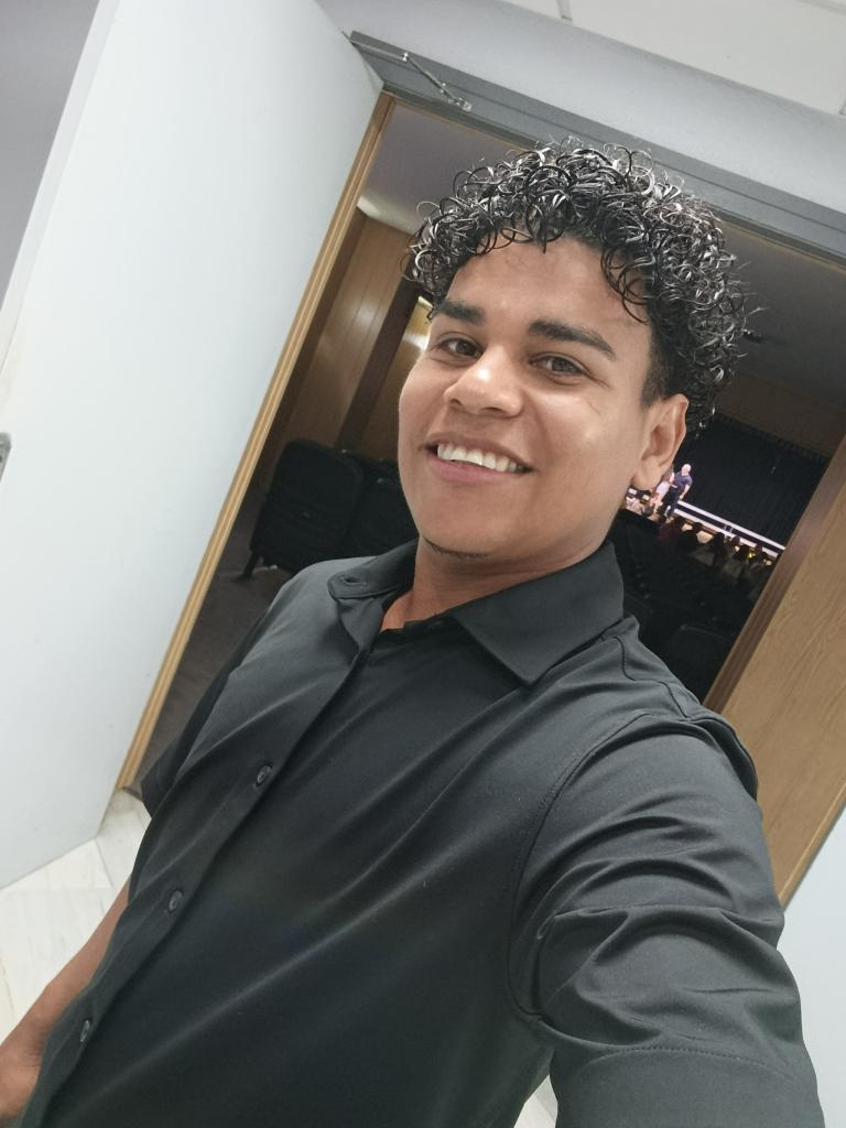 Chico busca chica en Alicante: 