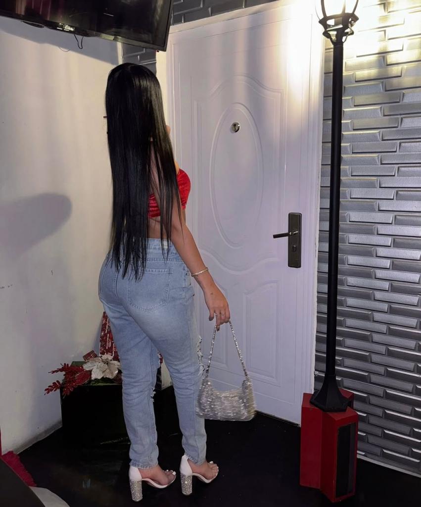 Chica busca chico en Tenerife: 
