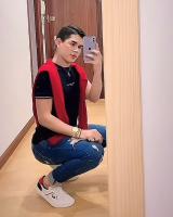 614877610: Chico busca chica en Valencia