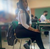 613961256: Chica busca chico en Cádiz