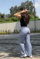 624558635: Chica busca chico en Sevilla