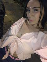 642713084: Chica busca chico en Madrid