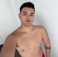 695091078: Chico busca chica en León