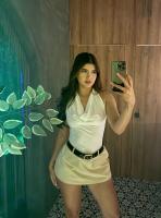 660685737: Chica busca chico en Cádiz