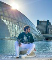 646044694: Chico busca chica en Valencia