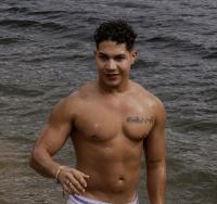 604394307: Chico busca chica en Barcelona