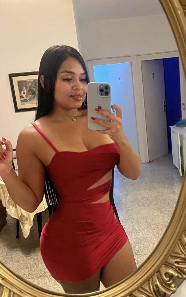 Chica busca chico en Granada: 